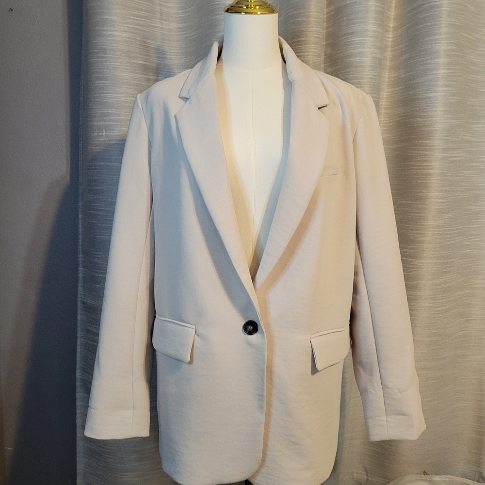 House of Harlow 1960 Cream Blazer